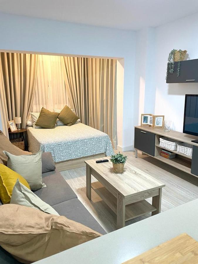 La Posada Del Viajero Apartment ตอร์เรโมลิโนส ภายนอก รูปภาพ